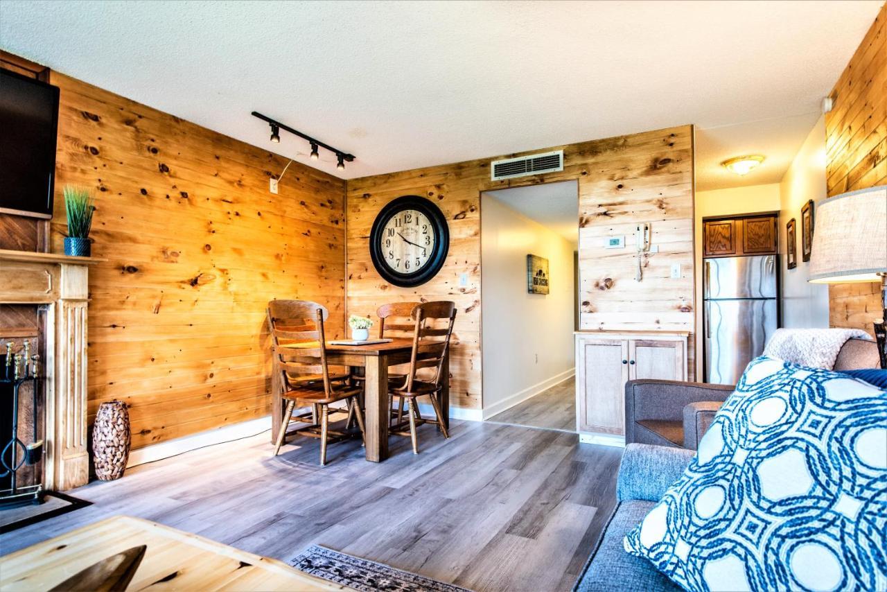 Mountain Villa Magnificent Views - 2 Pools, Fireplace & Hot Tub Gatlinburg Eksteriør bilde
